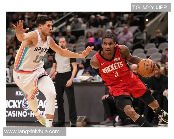 2015年火箭与马刺的精彩对决回顾与分析