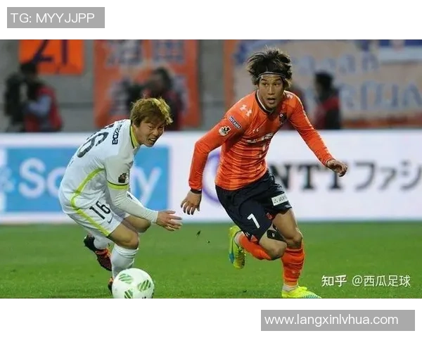 东京绿菌与大宫松鼠的激烈对决谁能在赛场上笑到最后